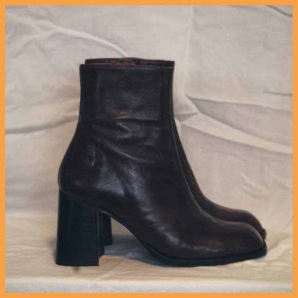 L'INTERVALLE Brown Leather Ankle Boots - Picture 2 of 3